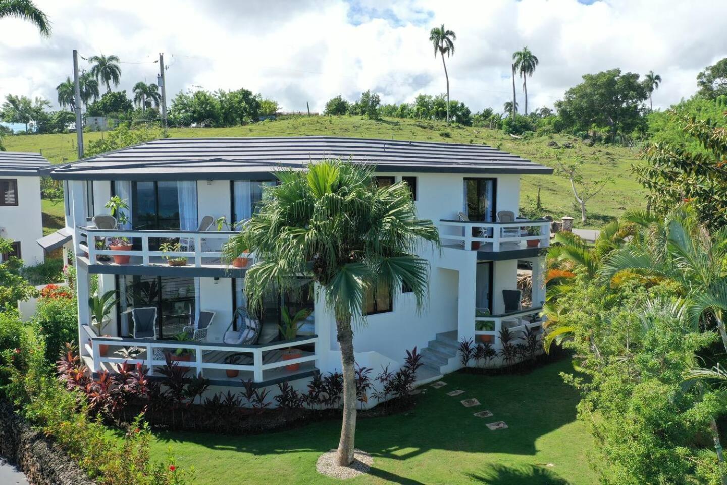 Catalina, Cabrera Oceanview Multi 2 Bd 2 Bath Condo Units With Balcony And Pool Eksteriør bilde