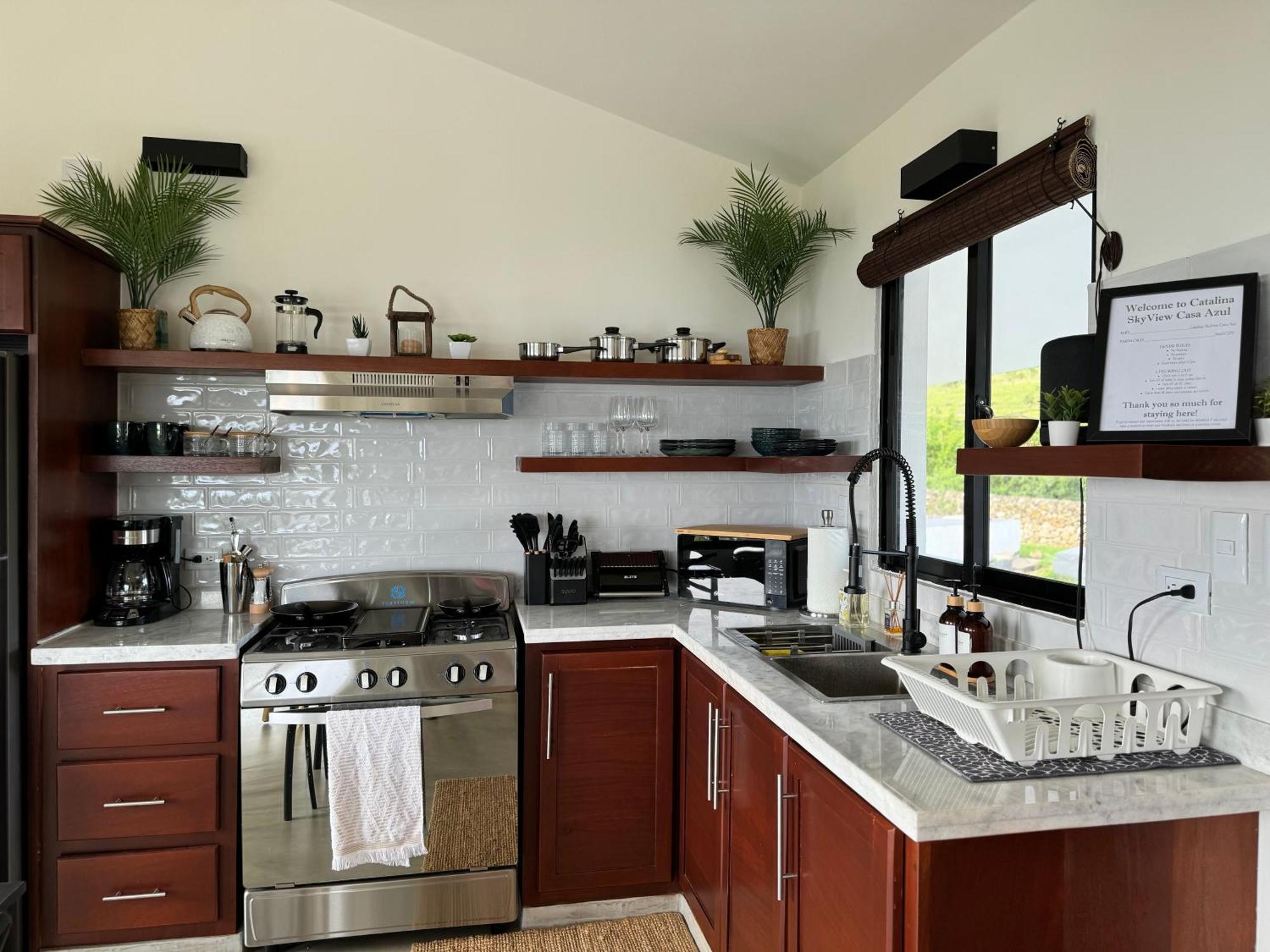 Catalina, Cabrera Oceanview Multi 2 Bd 2 Bath Condo Units With Balcony And Pool Eksteriør bilde