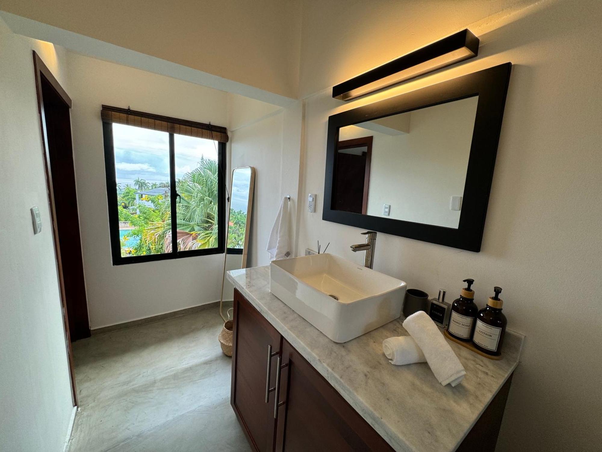 Catalina, Cabrera Oceanview Multi 2 Bd 2 Bath Condo Units With Balcony And Pool Eksteriør bilde