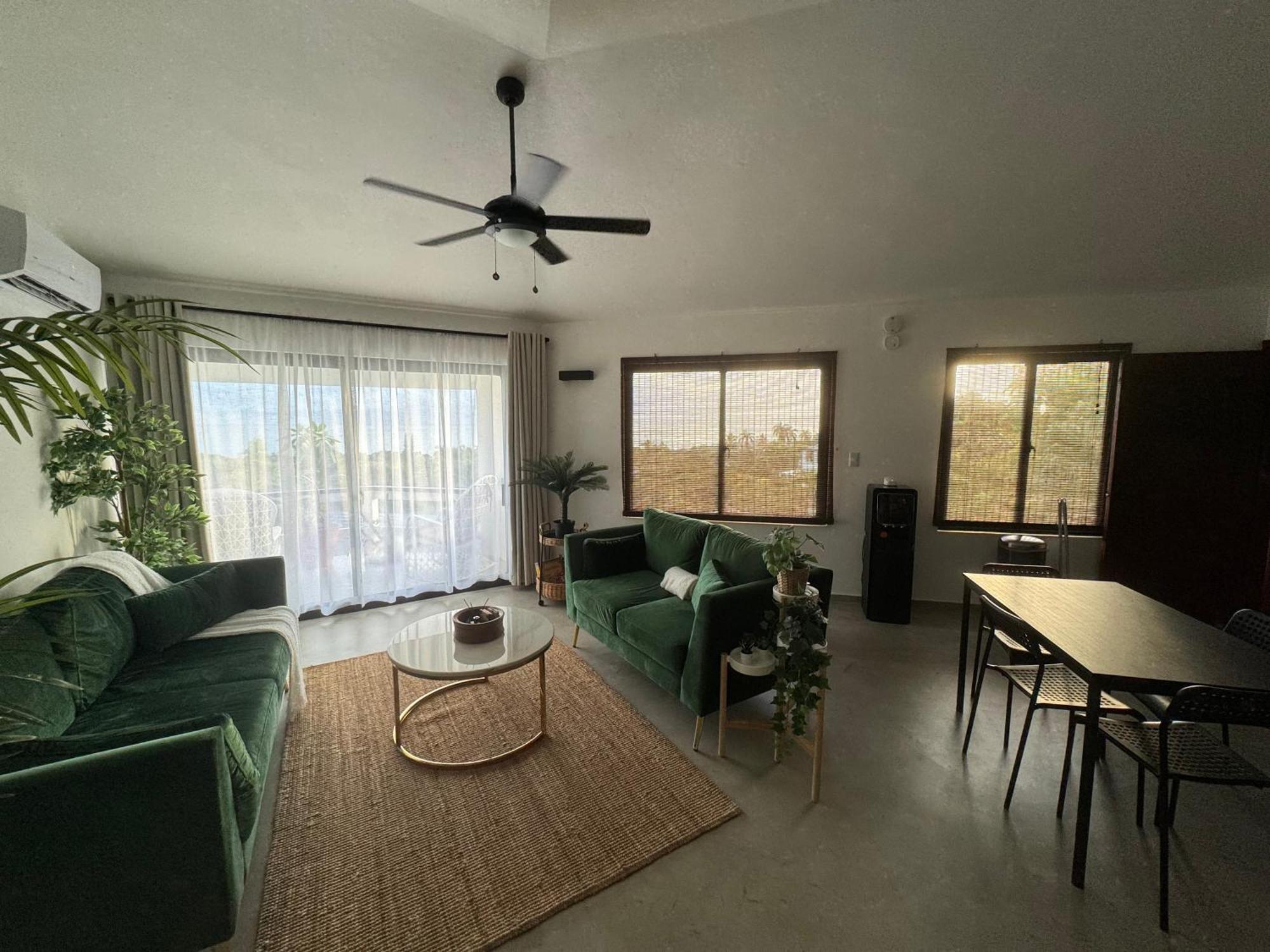 Catalina, Cabrera Oceanview Multi 2 Bd 2 Bath Condo Units With Balcony And Pool Eksteriør bilde