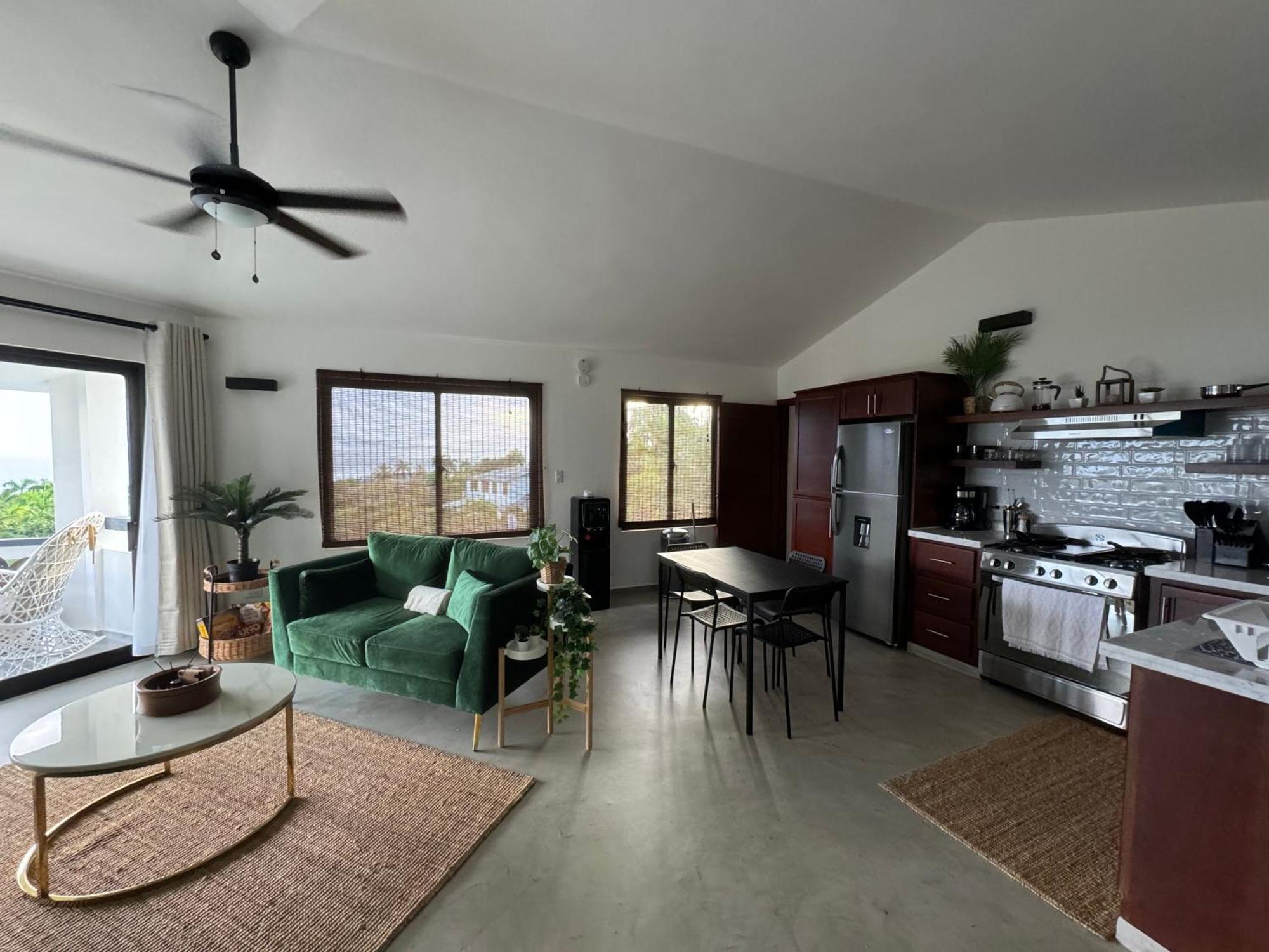 Catalina, Cabrera Oceanview Multi 2 Bd 2 Bath Condo Units With Balcony And Pool Eksteriør bilde