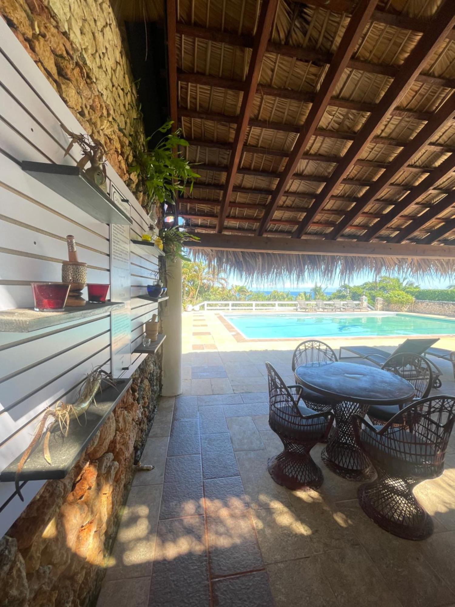 Catalina, Cabrera Oceanview Multi 2 Bd 2 Bath Condo Units With Balcony And Pool Eksteriør bilde