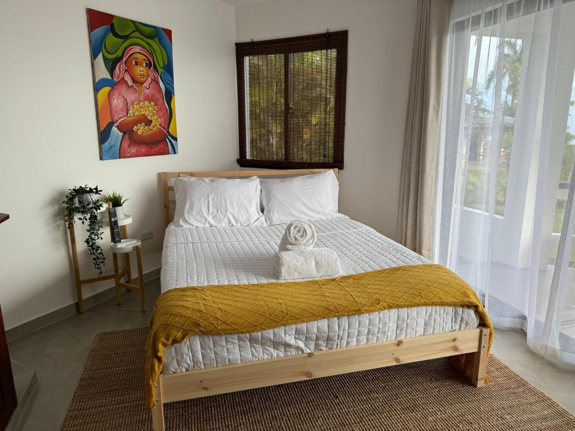 Catalina, Cabrera Oceanview Multi 2 Bd 2 Bath Condo Units With Balcony And Pool Eksteriør bilde